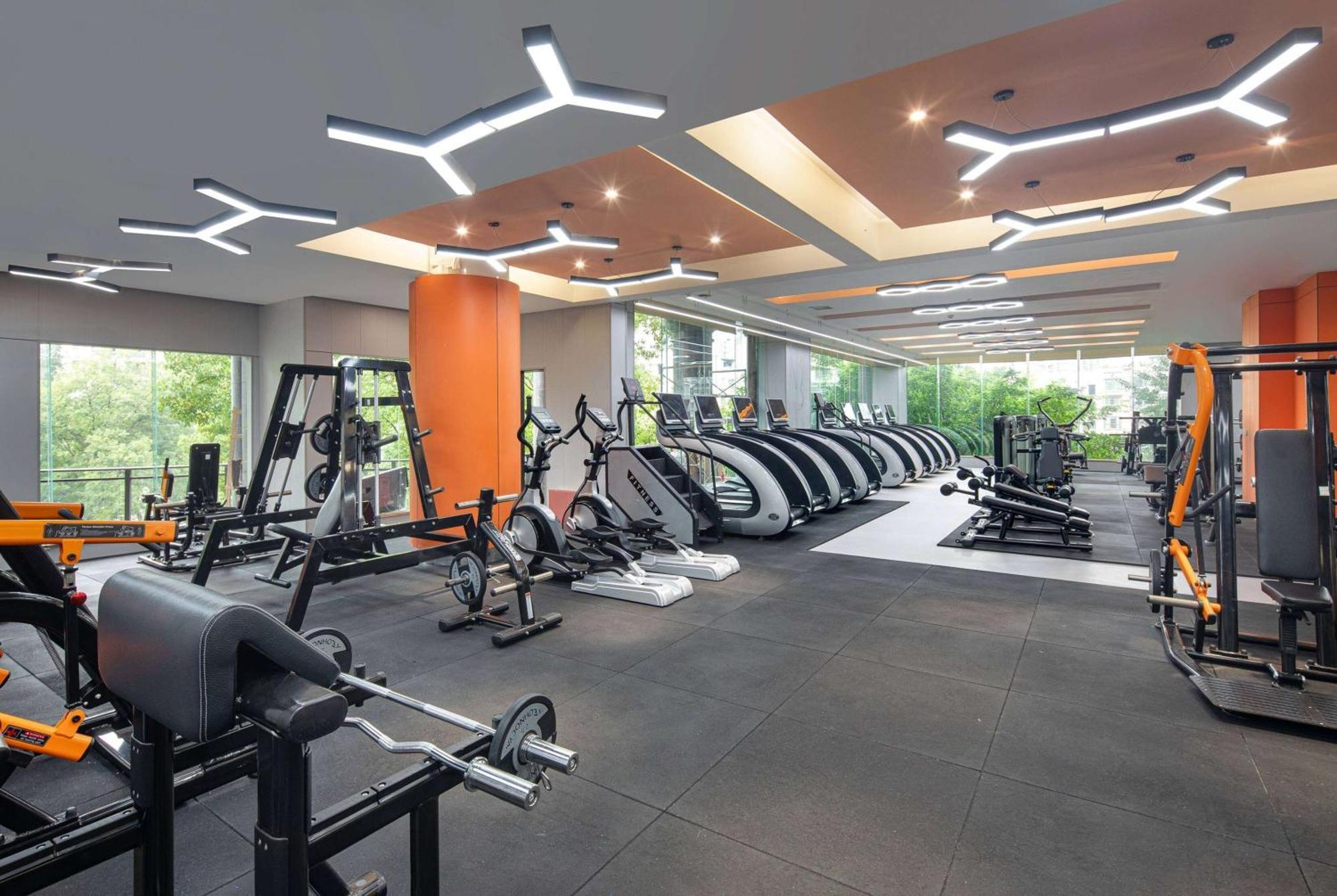 Ramada Plaza By Wyndham Chongqing West Hotel Buitenkant foto