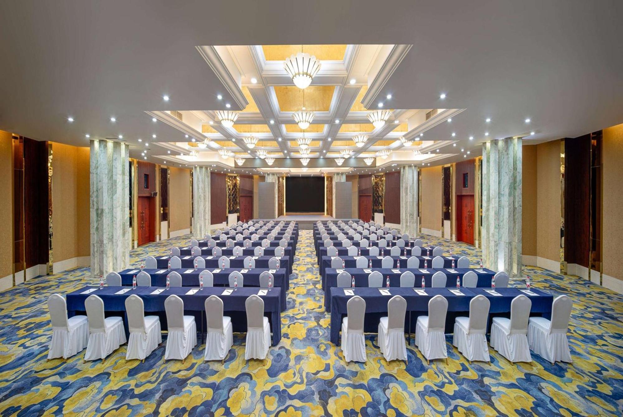 Ramada Plaza By Wyndham Chongqing West Hotel Buitenkant foto