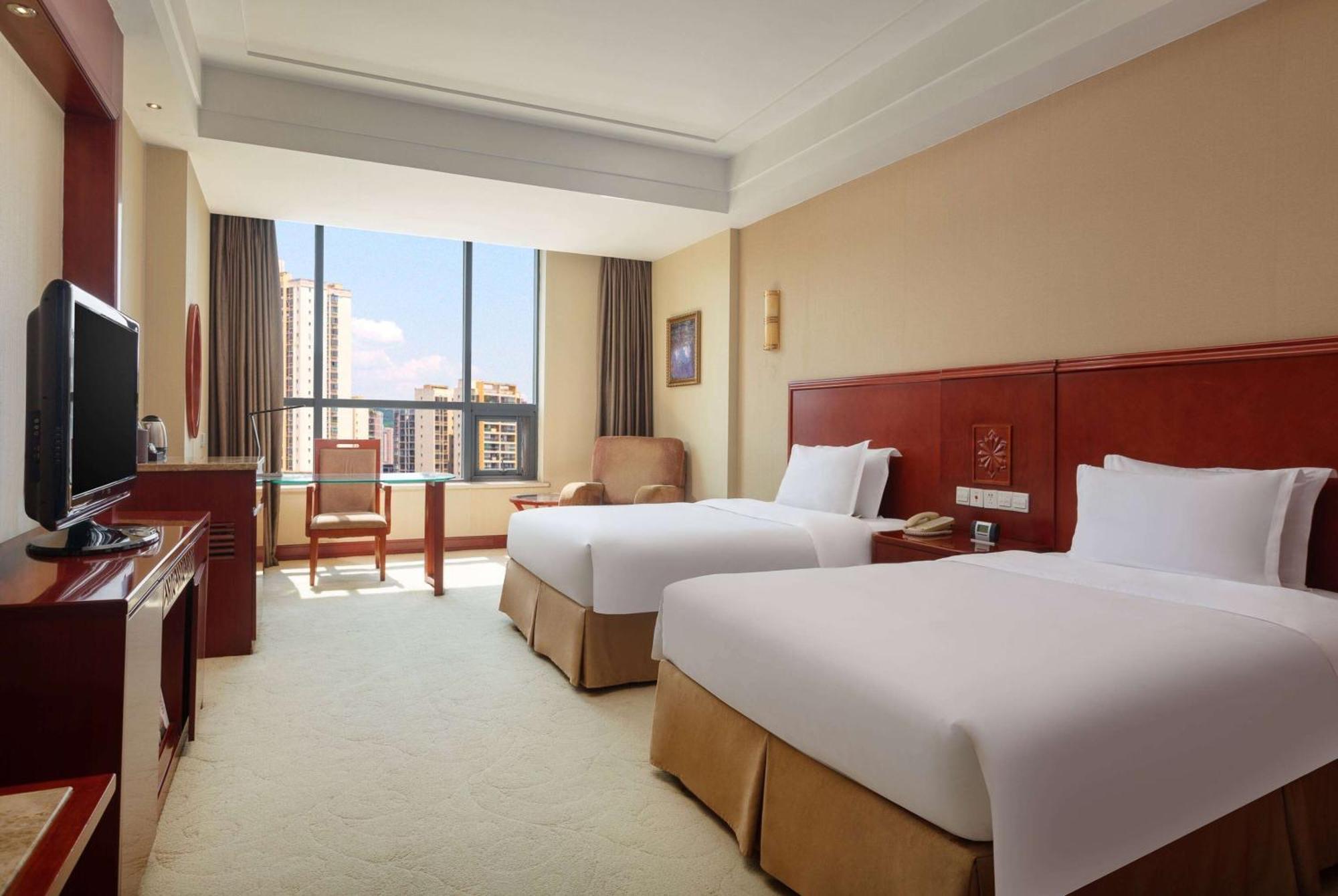 Ramada Plaza By Wyndham Chongqing West Hotel Buitenkant foto