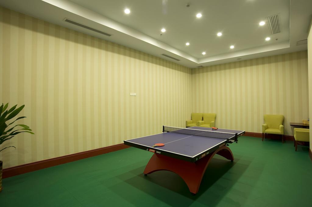 Ramada Plaza By Wyndham Chongqing West Hotel Buitenkant foto